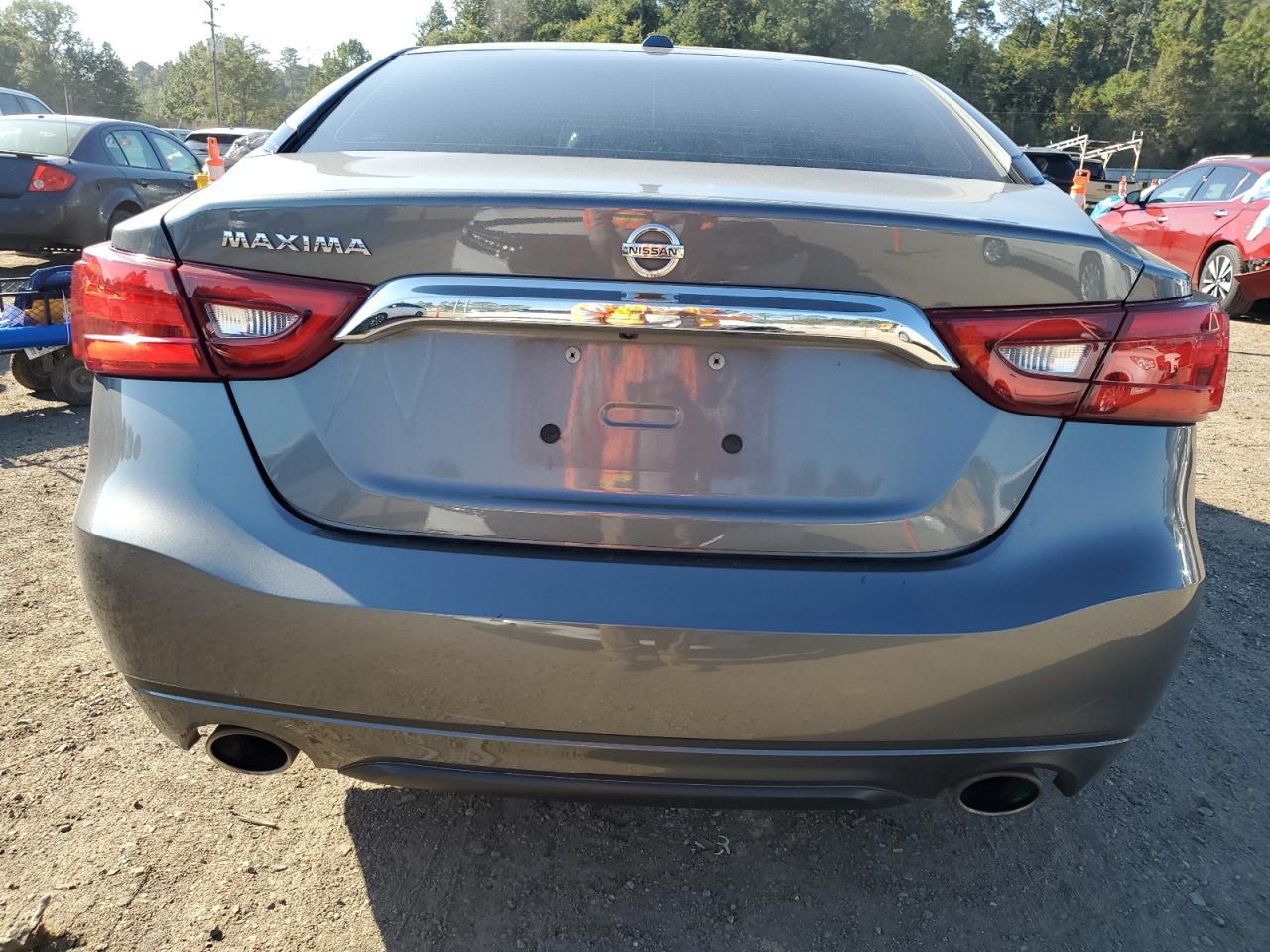 2018 NISSAN Maxima