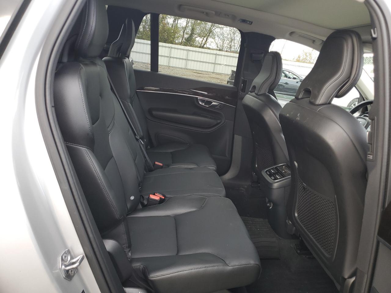 2019 VOLVO XC90