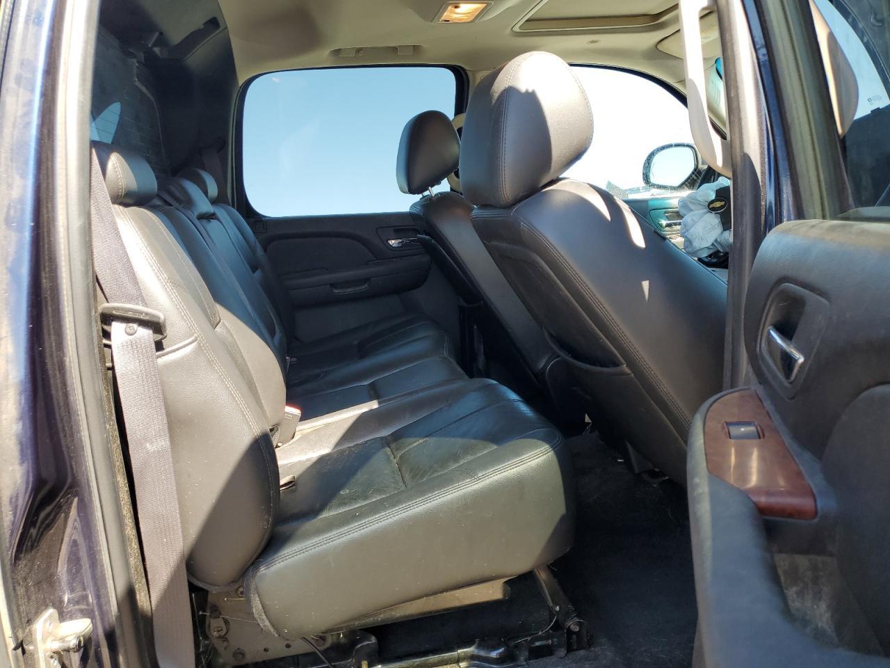 2011 CHEVROLET Avalanche