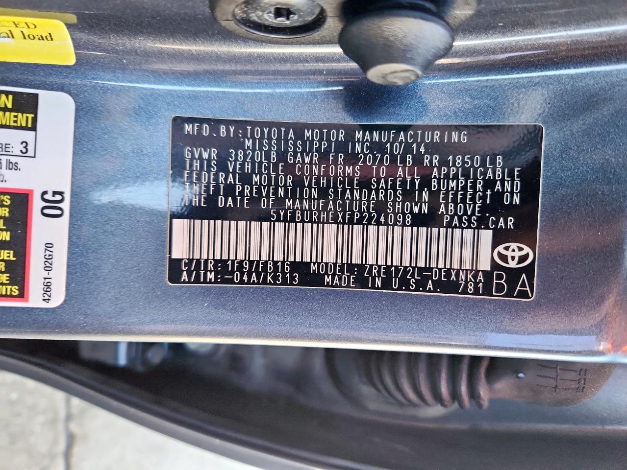 2015 TOYOTA COROLLA