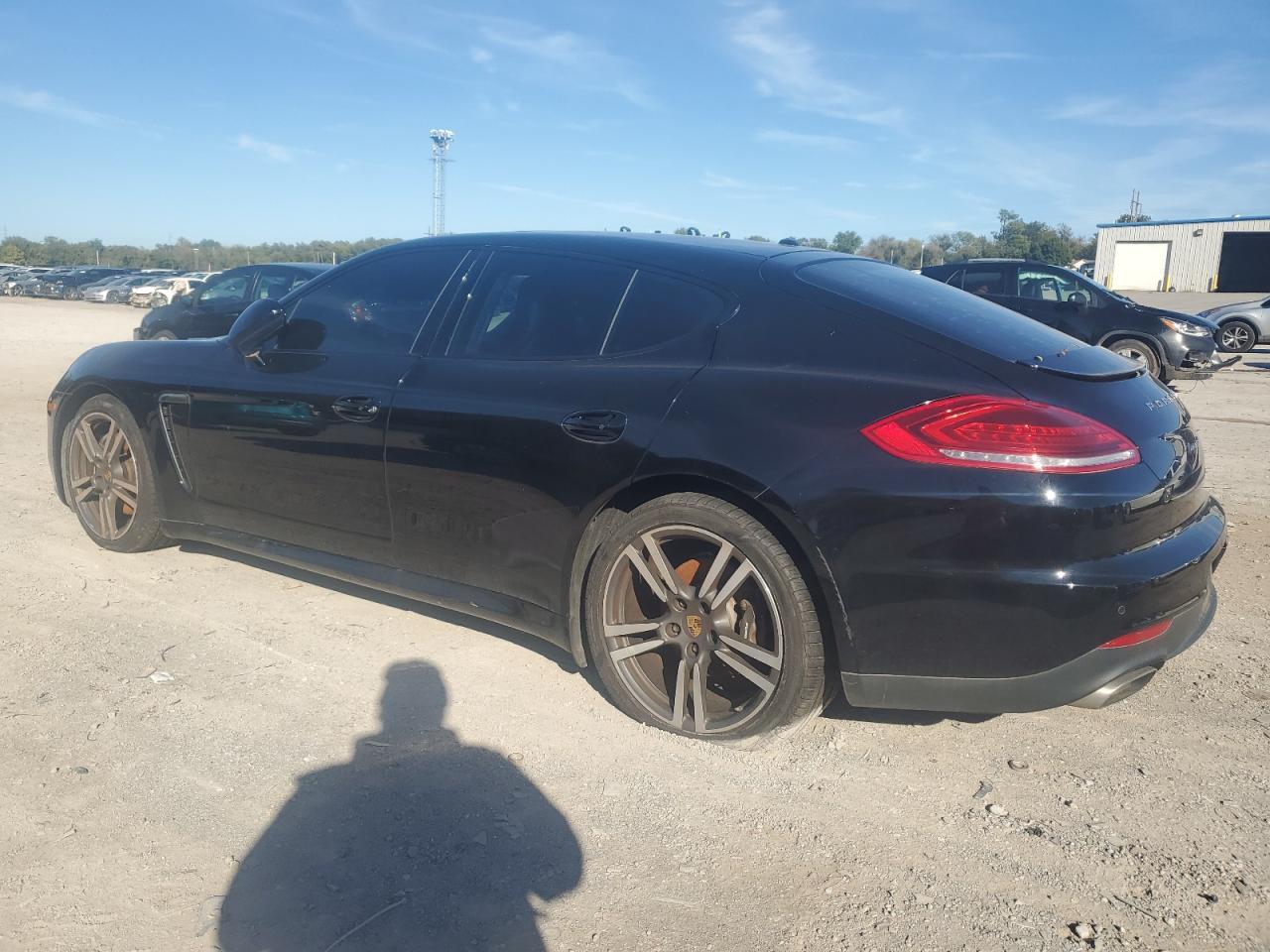 2016 PORSCHE Panamera
