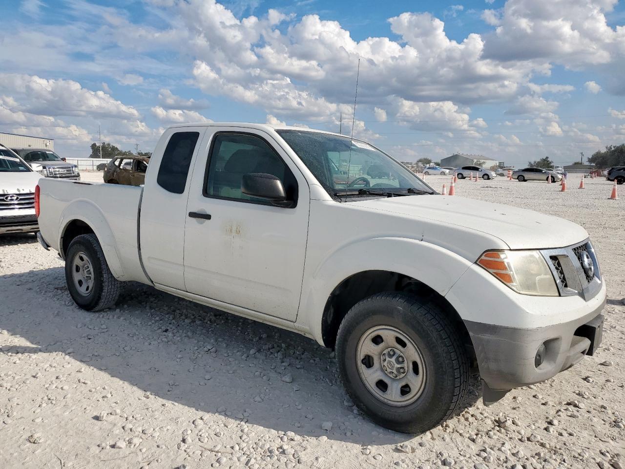 2013 NISSAN Frontier