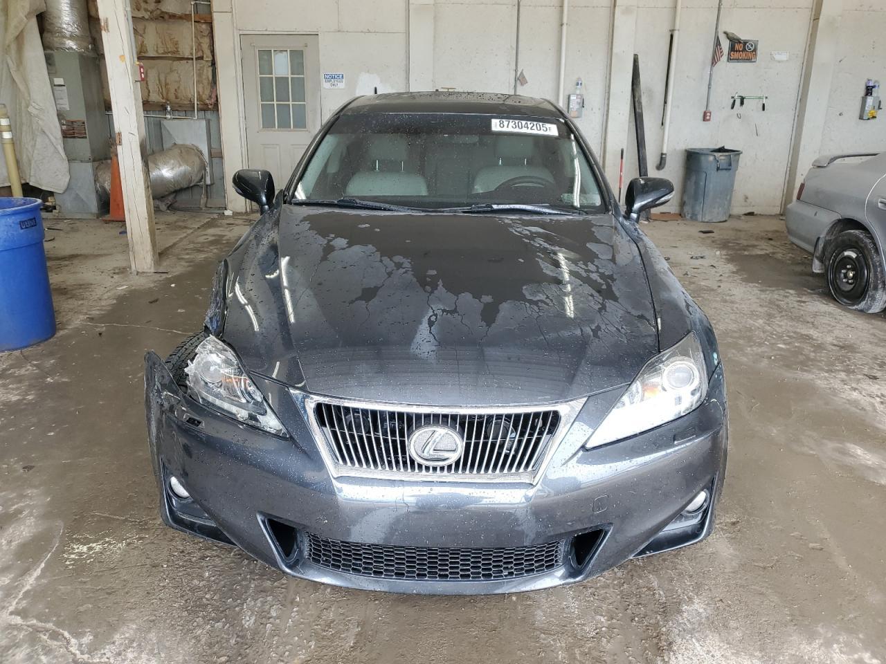 2011 LEXUS IS 350