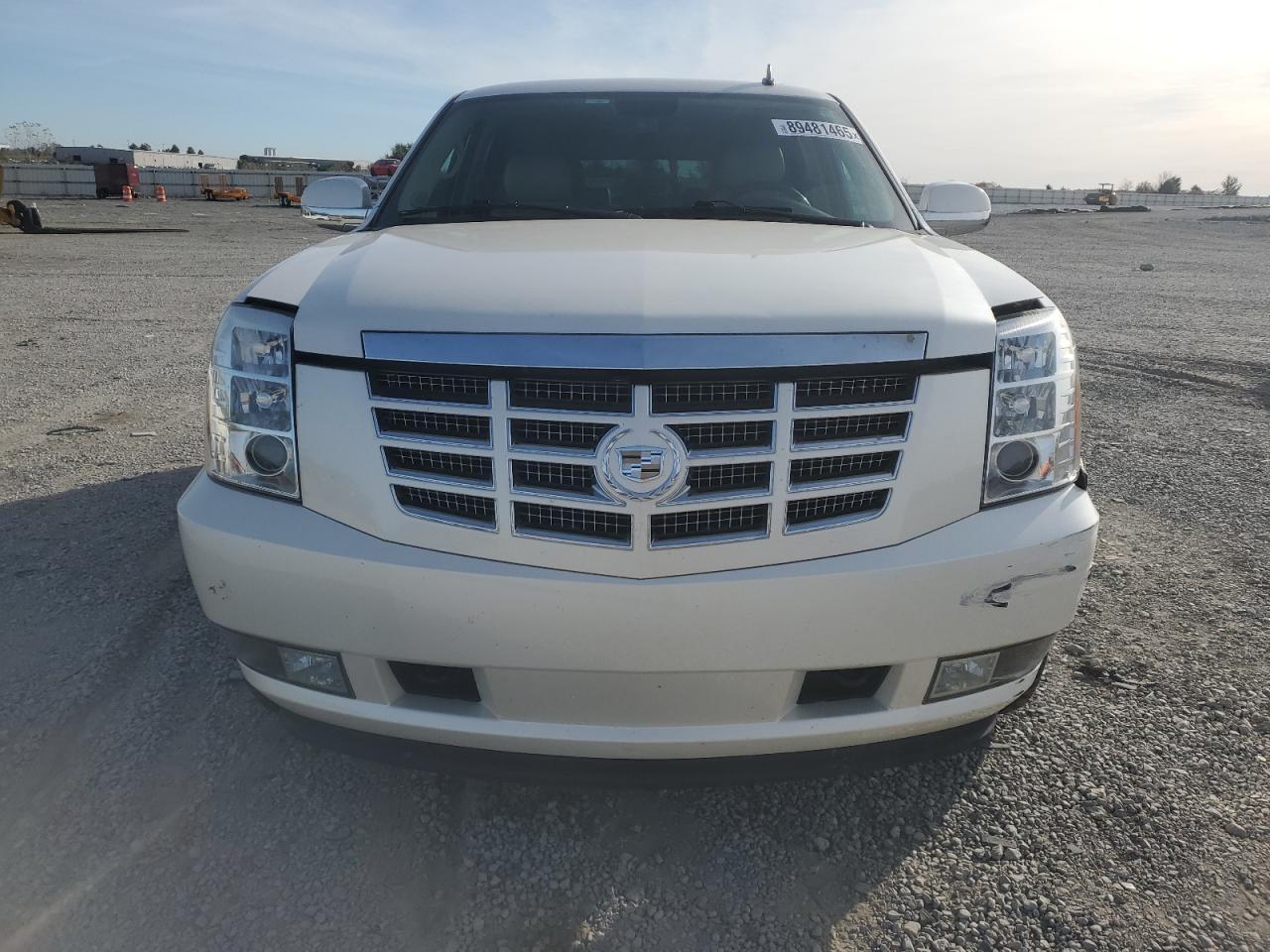 2011 CADILLAC ESCALADE
