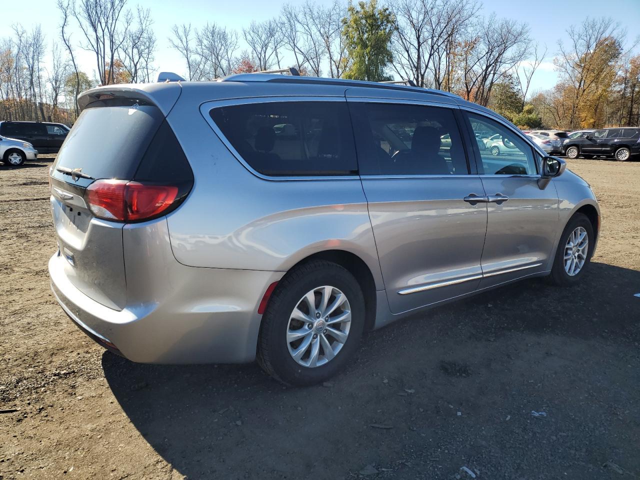 2020 CHRYSLER Pacifica