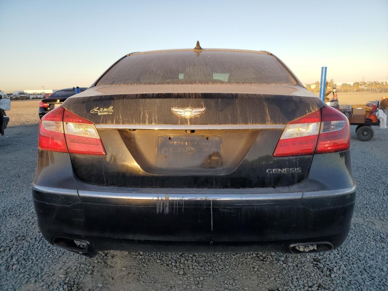2012 HYUNDAI GENESIS