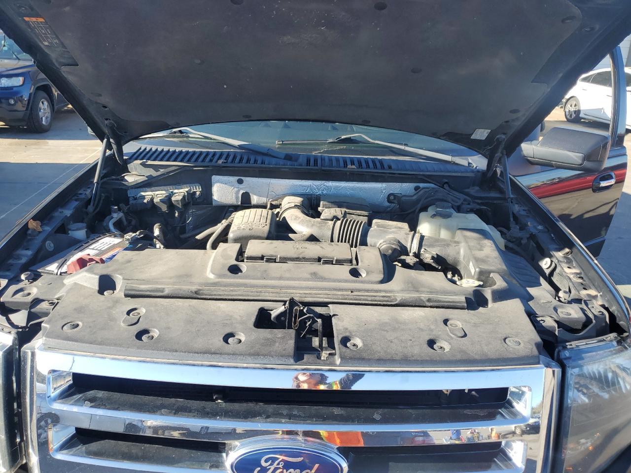 2013 FORD Expedition
