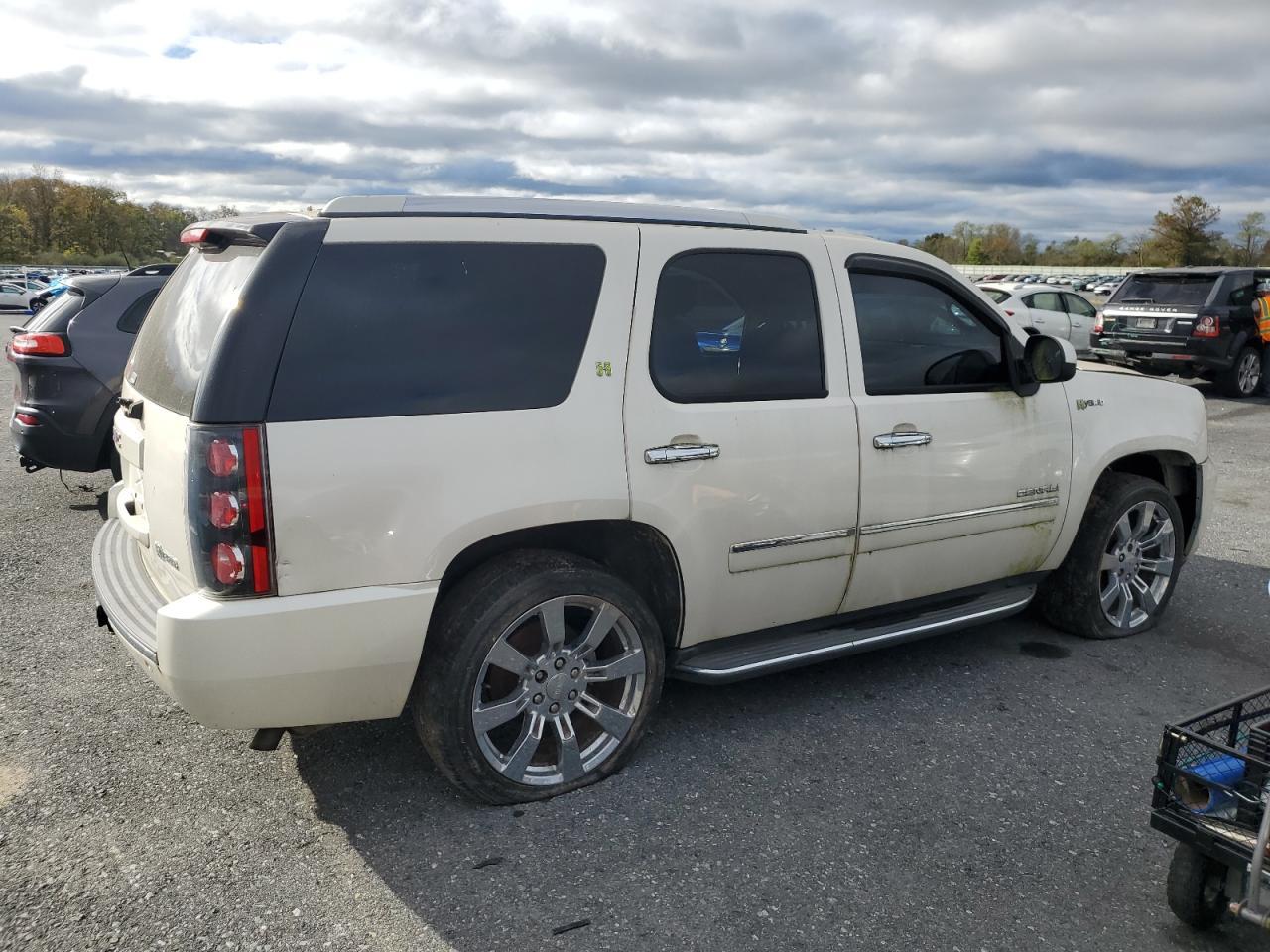 2012 GMC Yukon