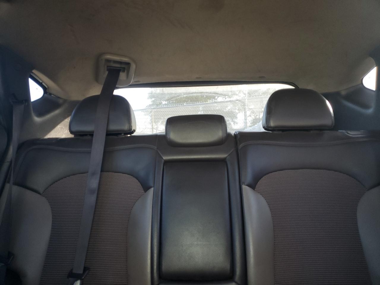 2012 HYUNDAI TUCSON