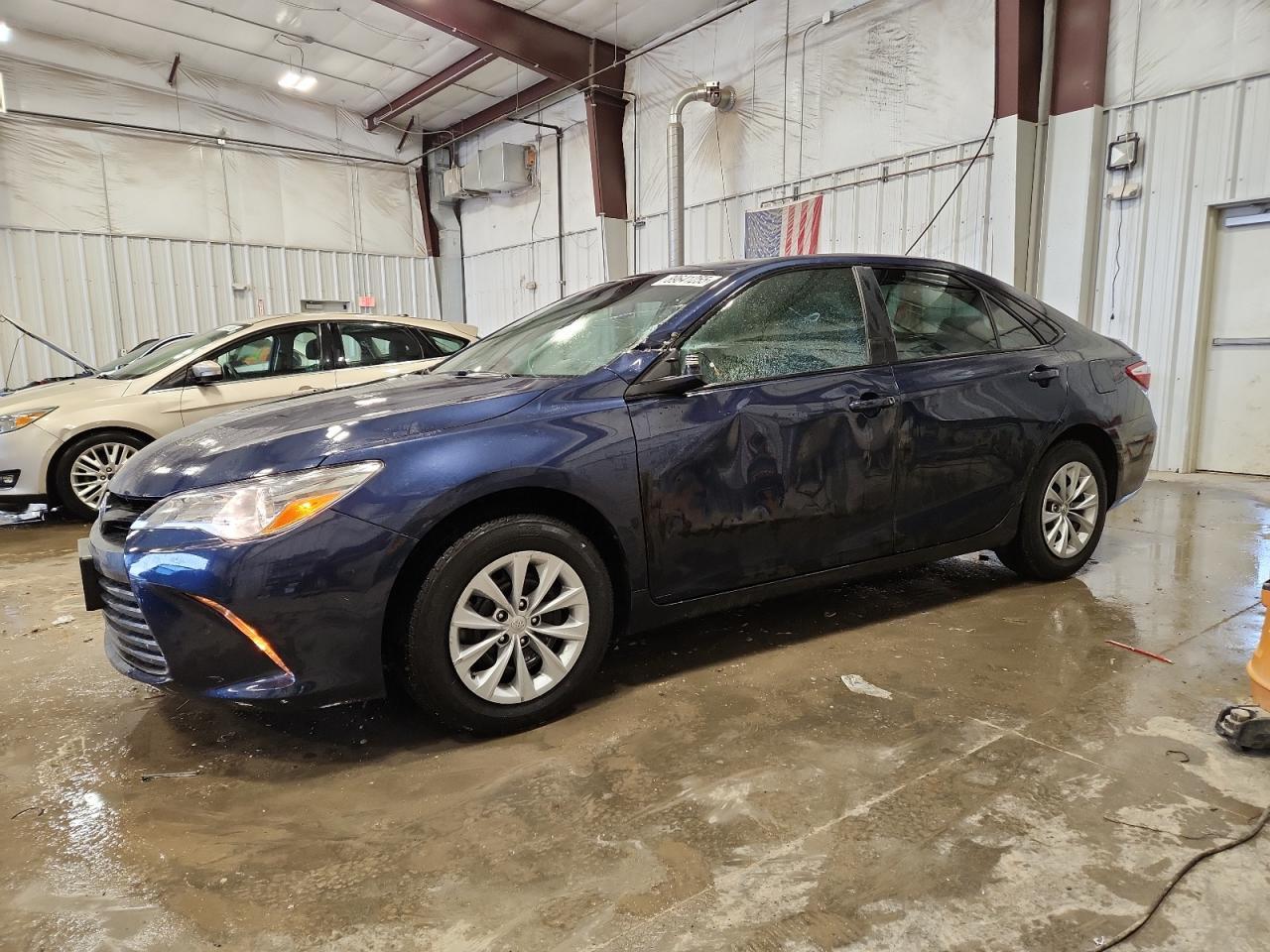 2017 TOYOTA CAMRY