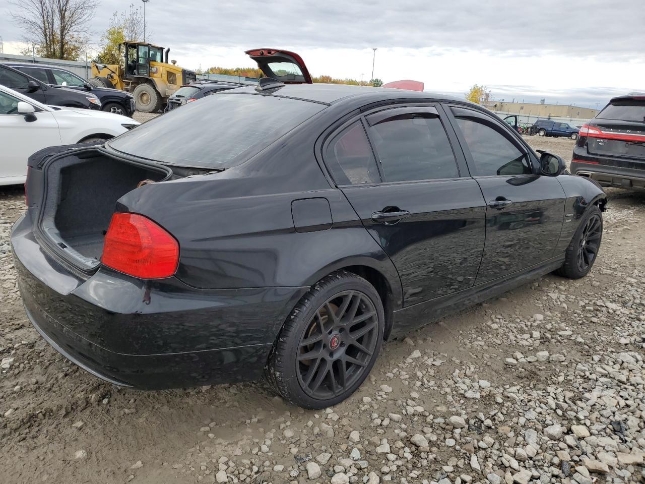 2011 BMW 3 SERIES