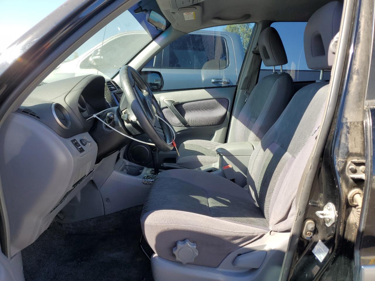 2003 TOYOTA RAV4