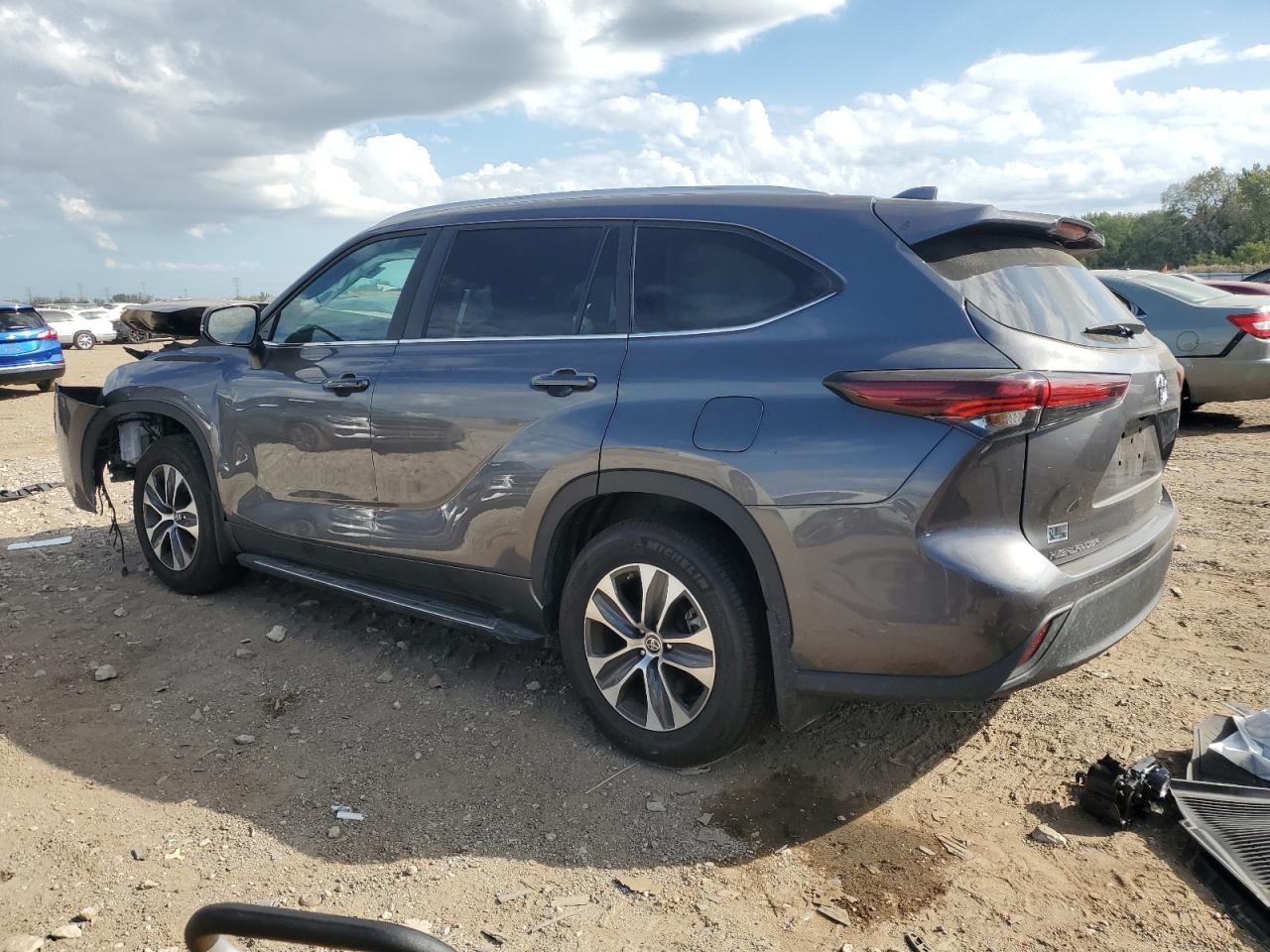 2024 TOYOTA HIGHLANDER