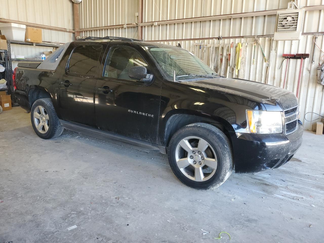 2011 CHEVROLET Avalanche