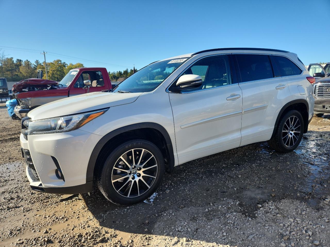 2018 TOYOTA HIGHLANDER