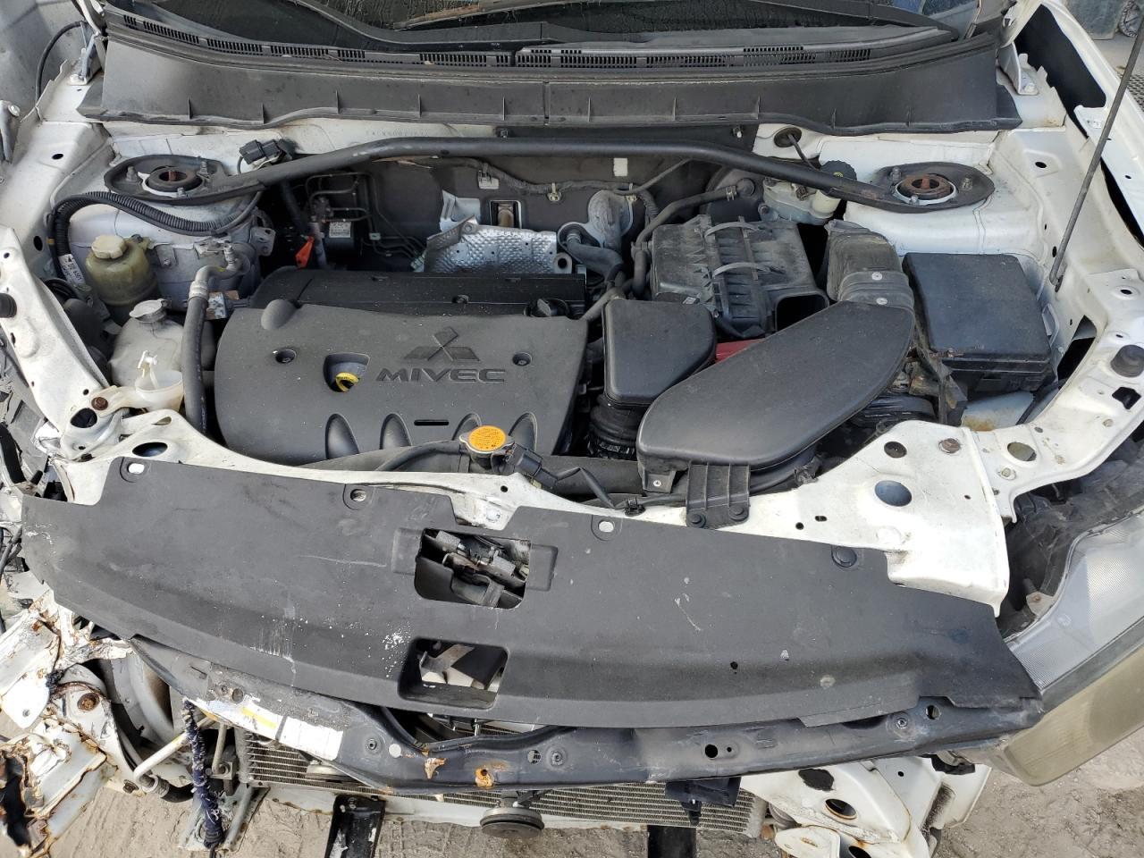2011 MITSUBISHI outlander