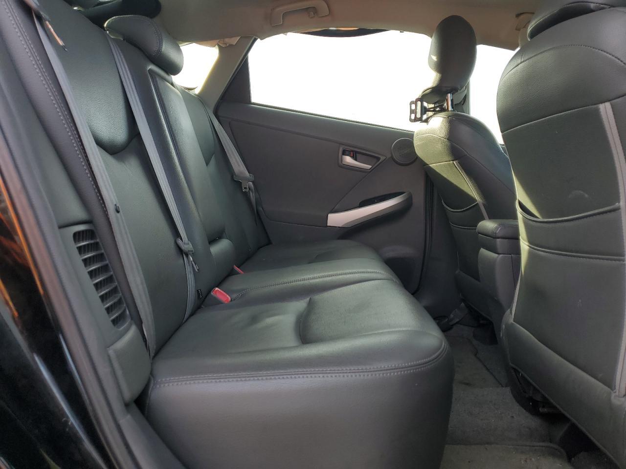 2011 TOYOTA PRIUS