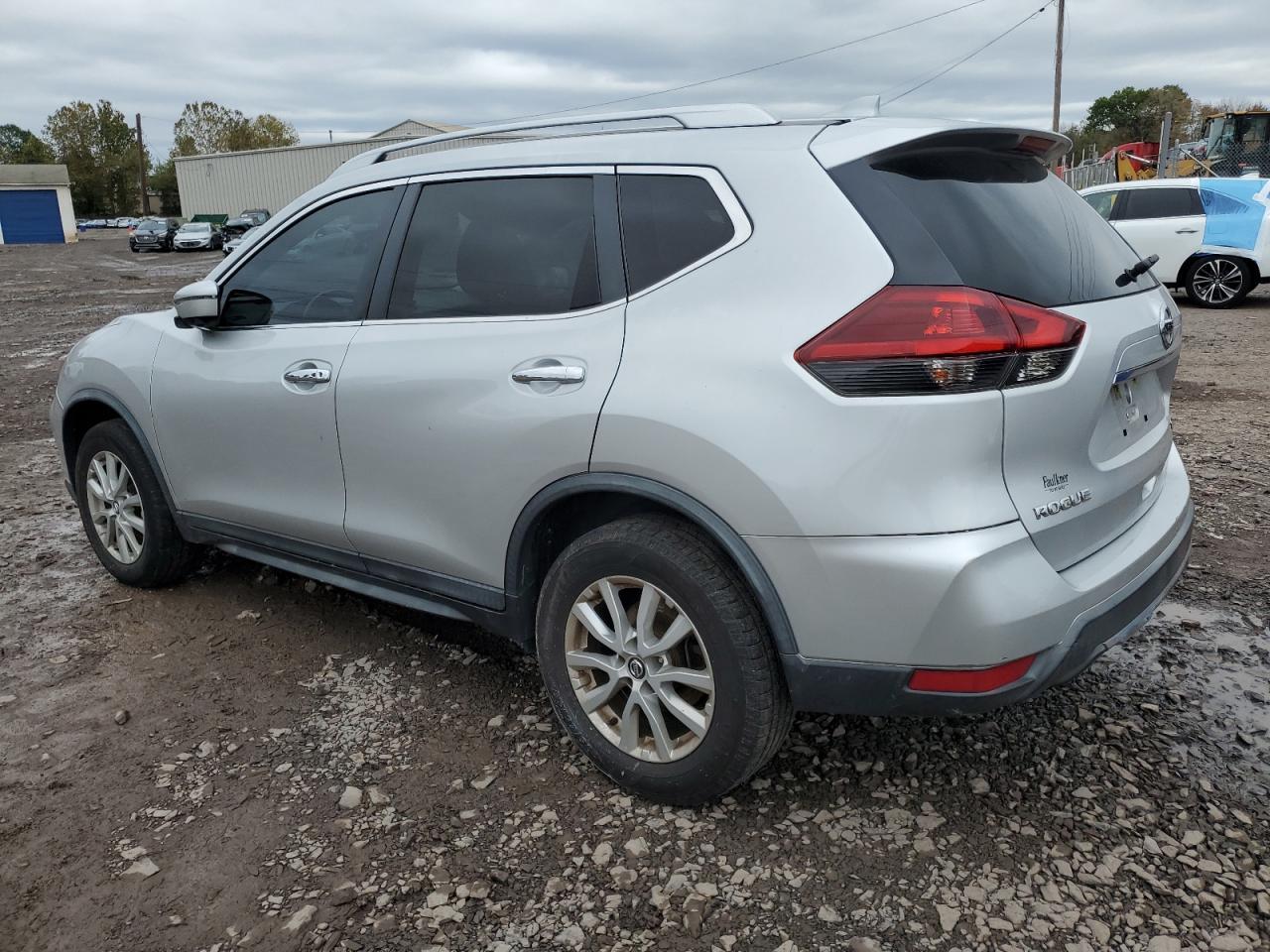 2018 NISSAN ROGUE