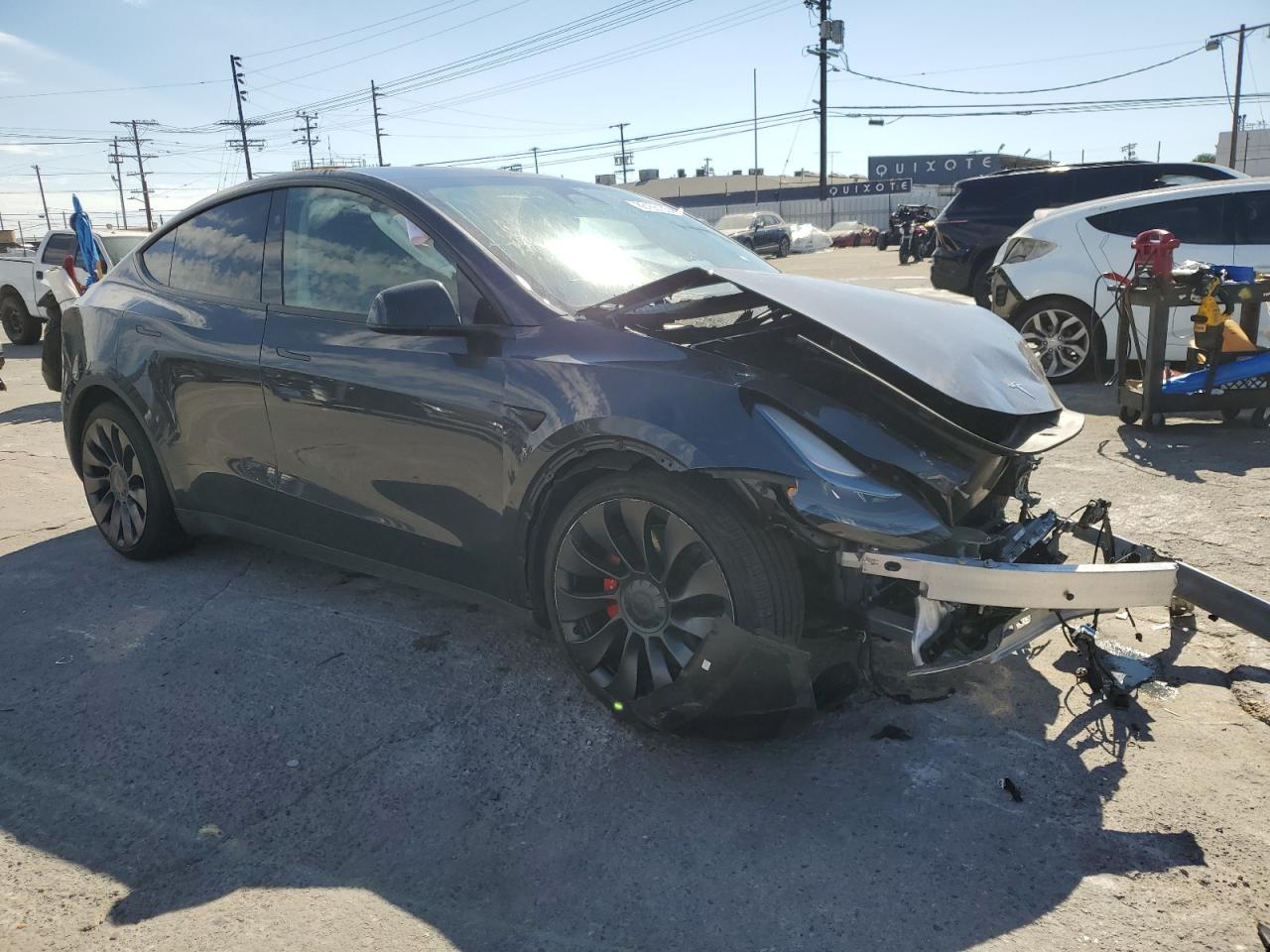 2024 TESLA MODEL Y