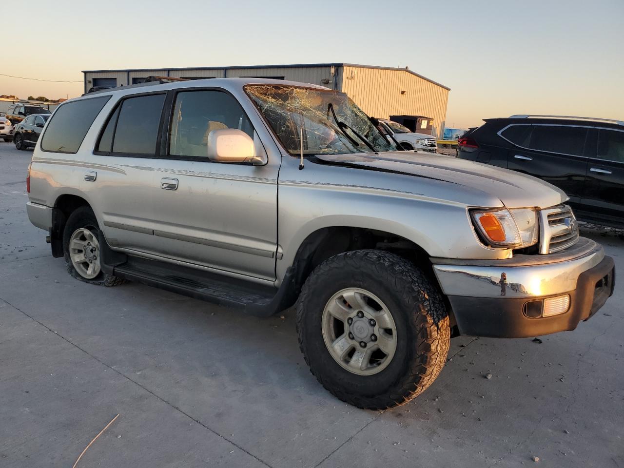2000 TOYOTA 4Runner
