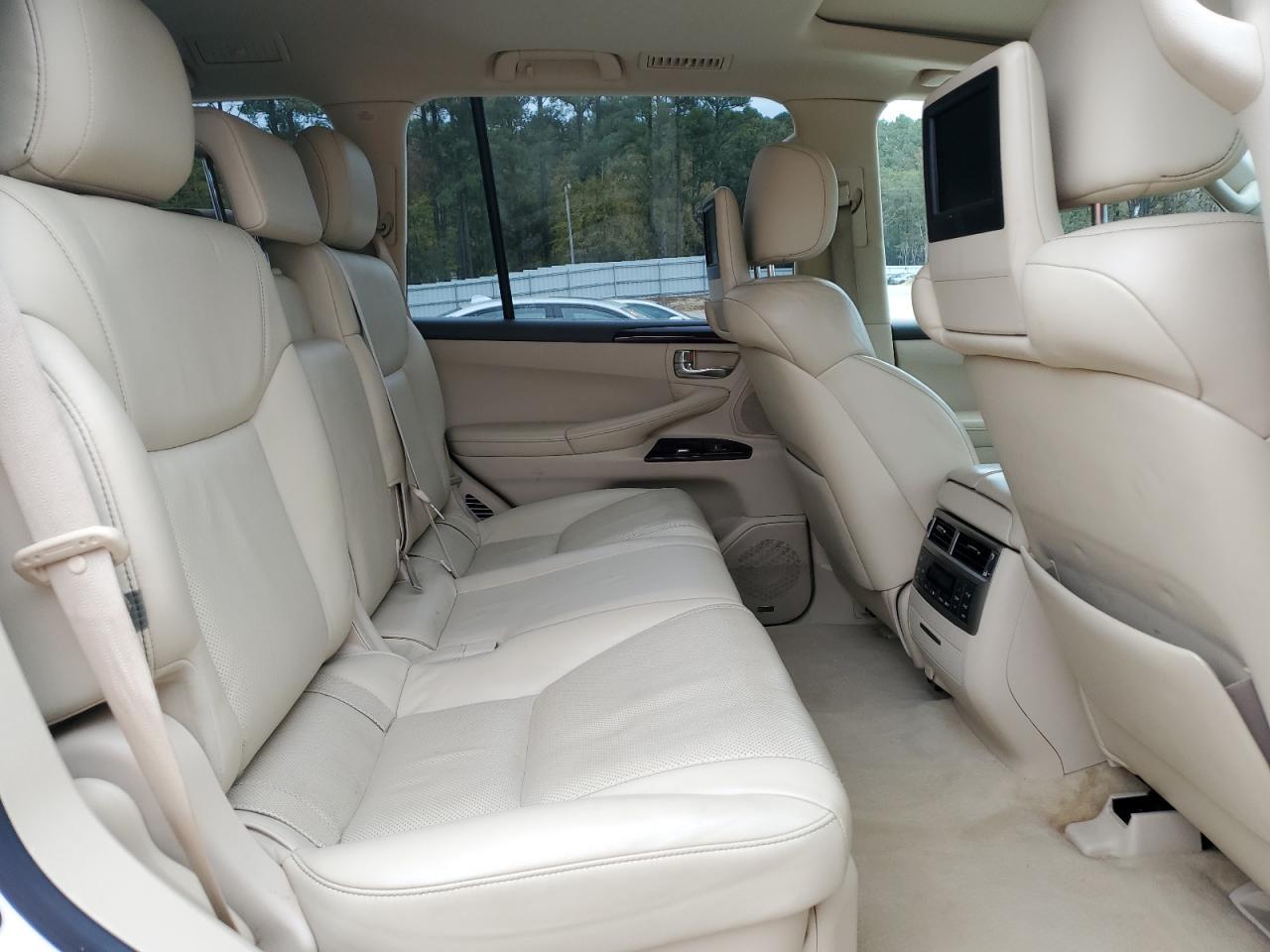 2013 LEXUS Lx