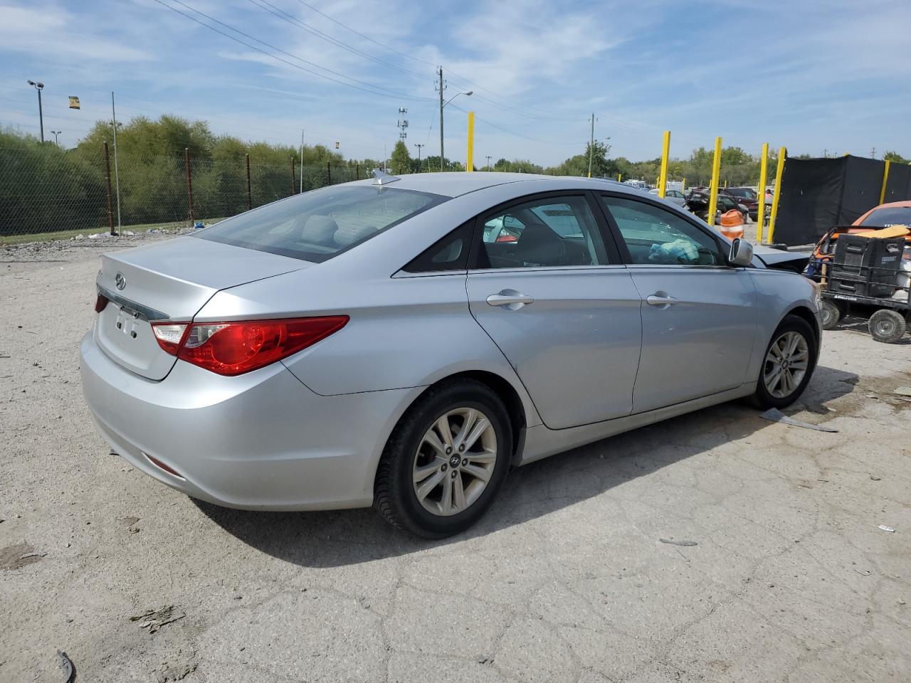2011 HYUNDAI SONATA