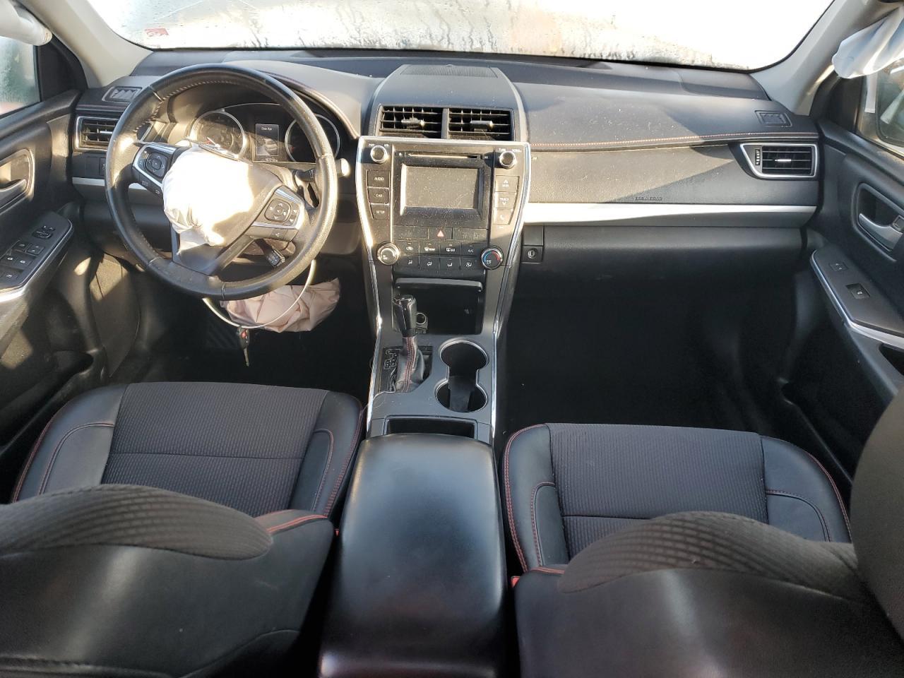 2016 TOYOTA CAMRY