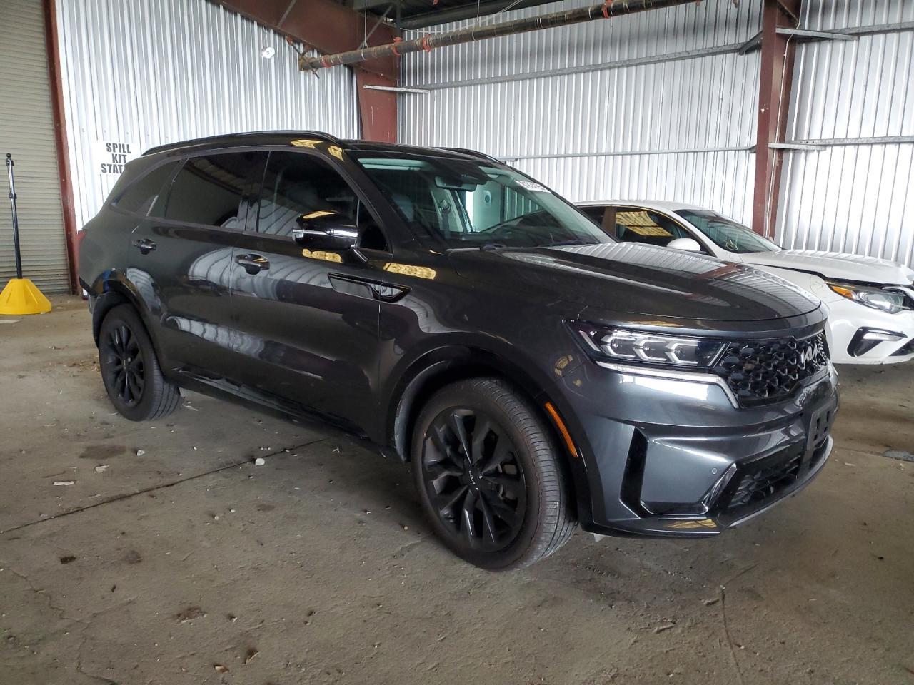2022 KIA SORENTO