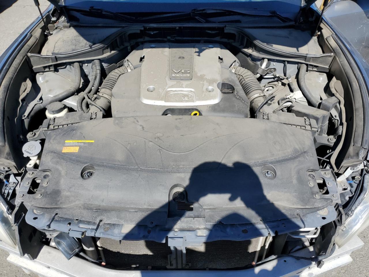 2013 INFINITI M37