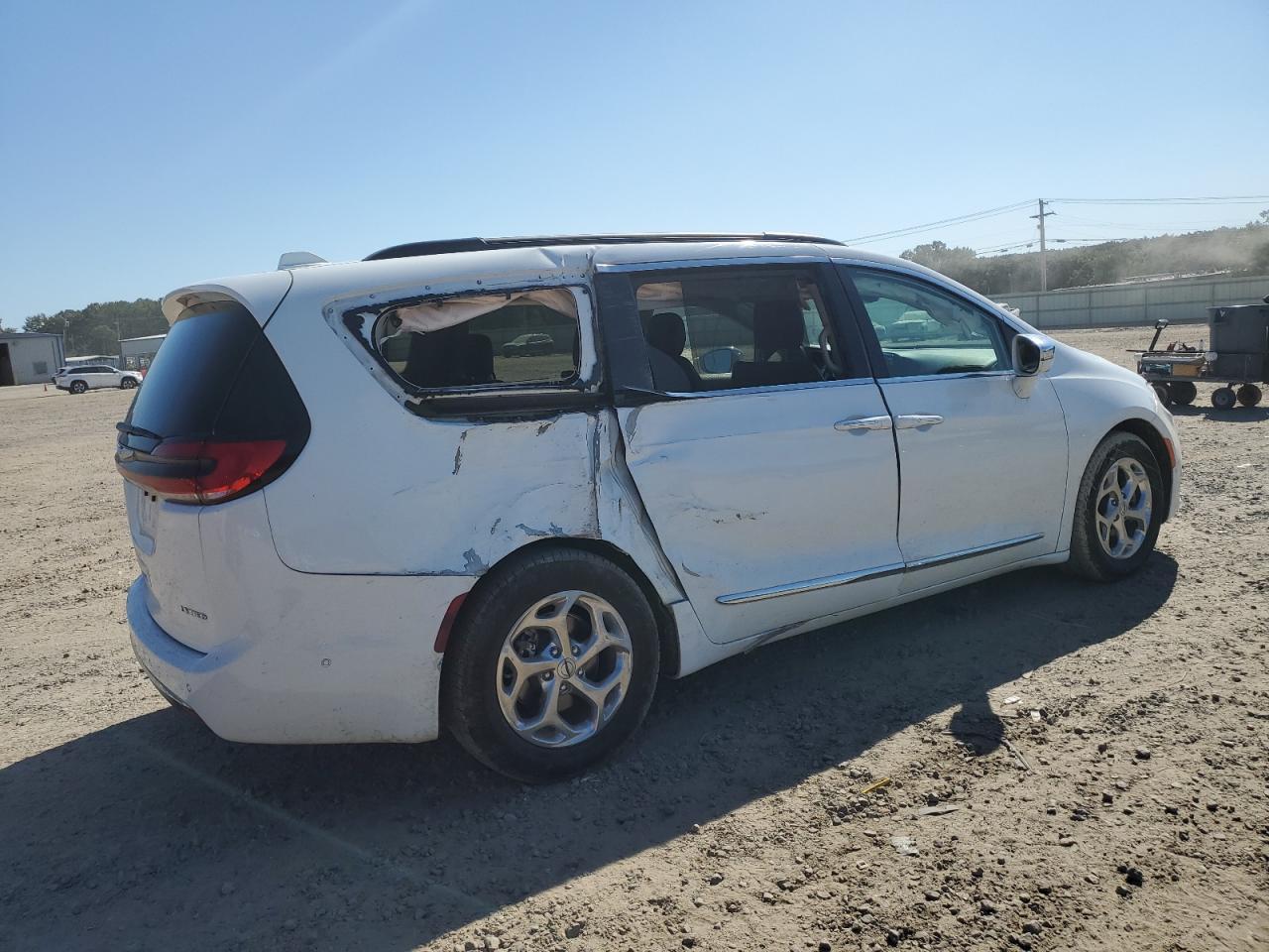 2022 CHRYSLER Pacifica