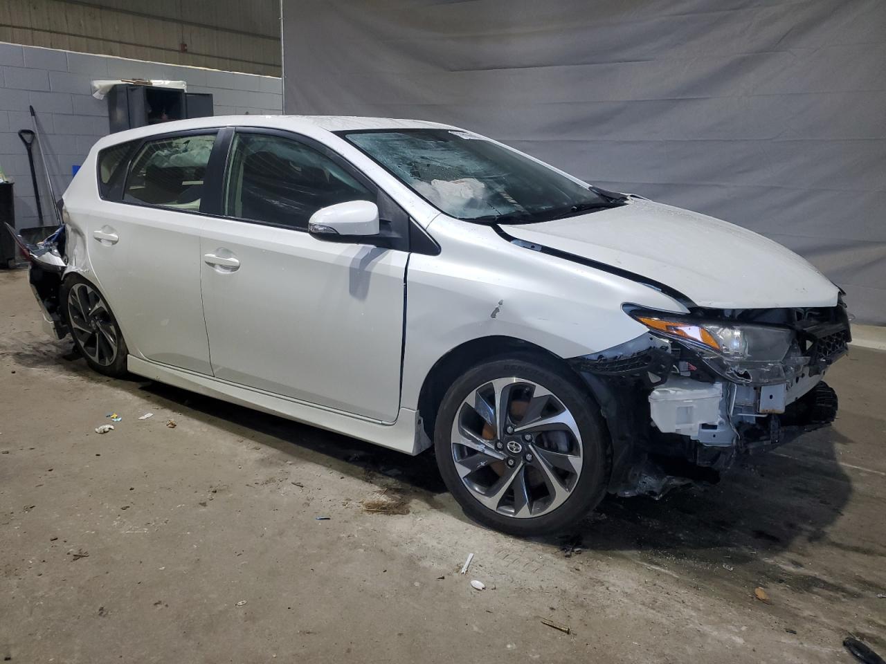 2016 TOYOTA SCION