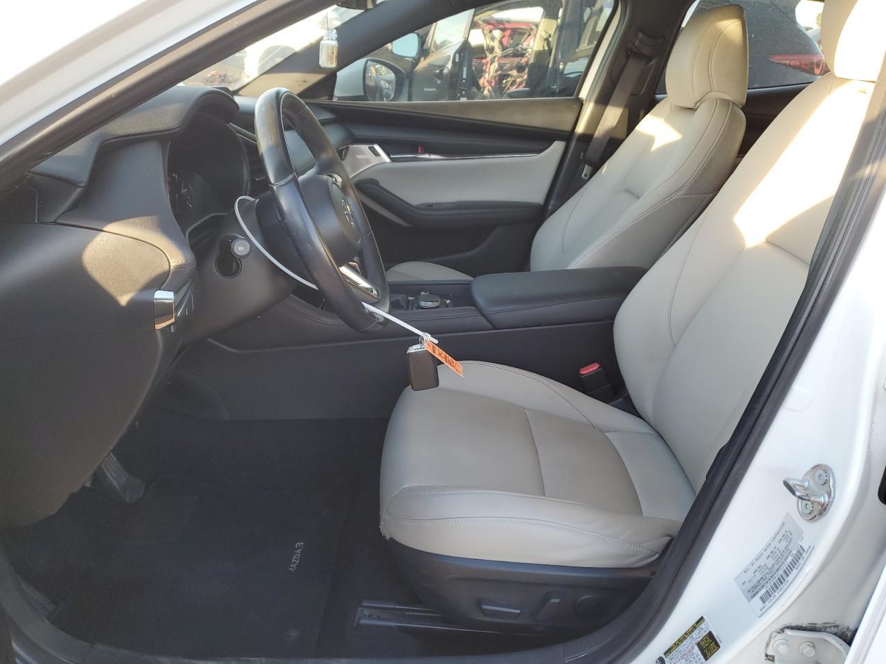 2019 MAZDA 3