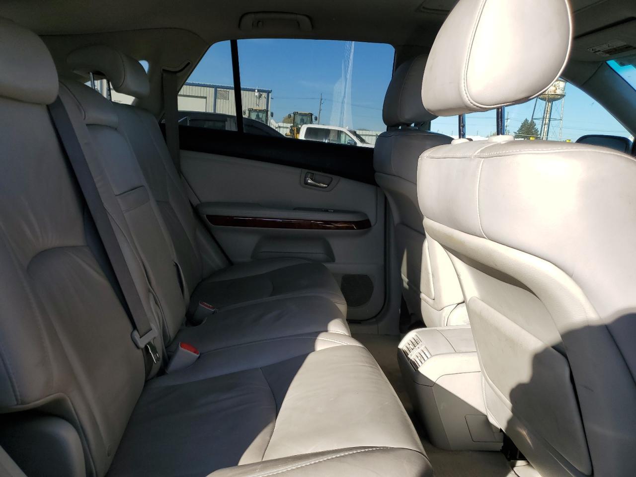 2005 LEXUS Rx 330
