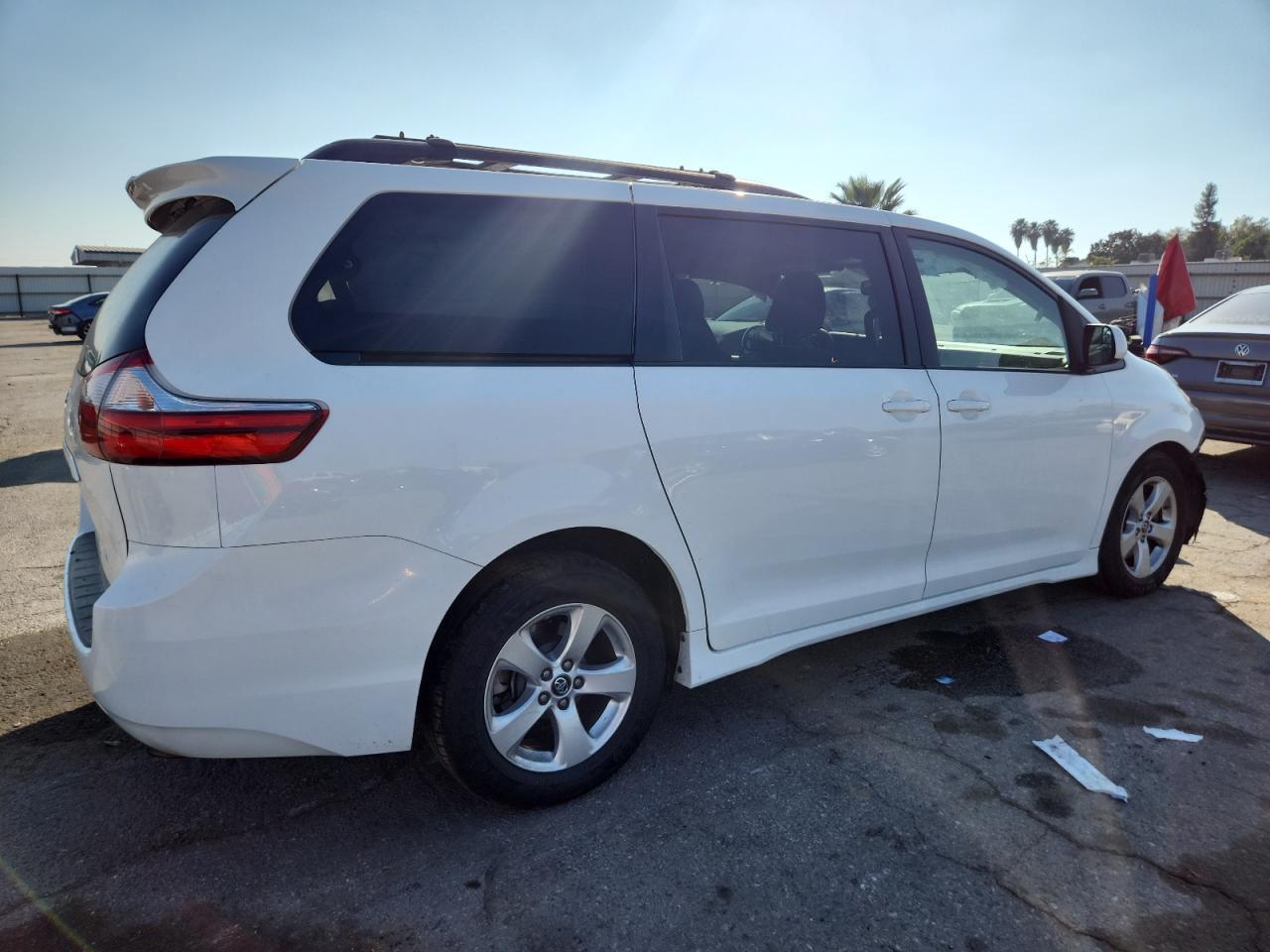 2018 TOYOTA SIENNA