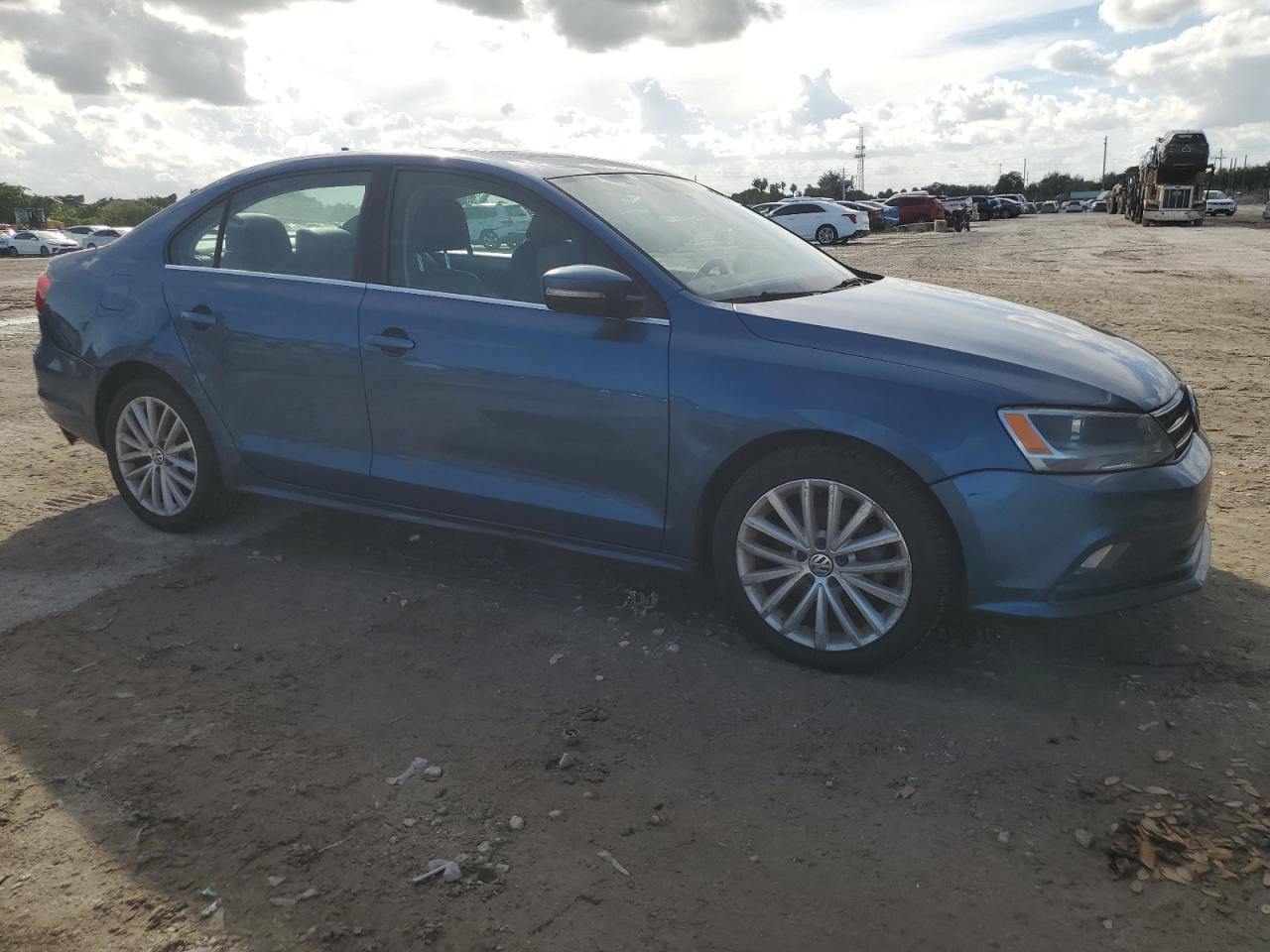 2015 VOLKSWAGEN JETTA