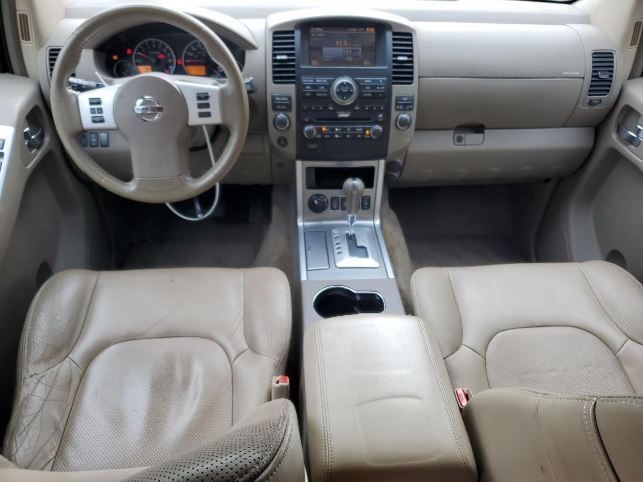 2011 NISSAN PATHFINDER
