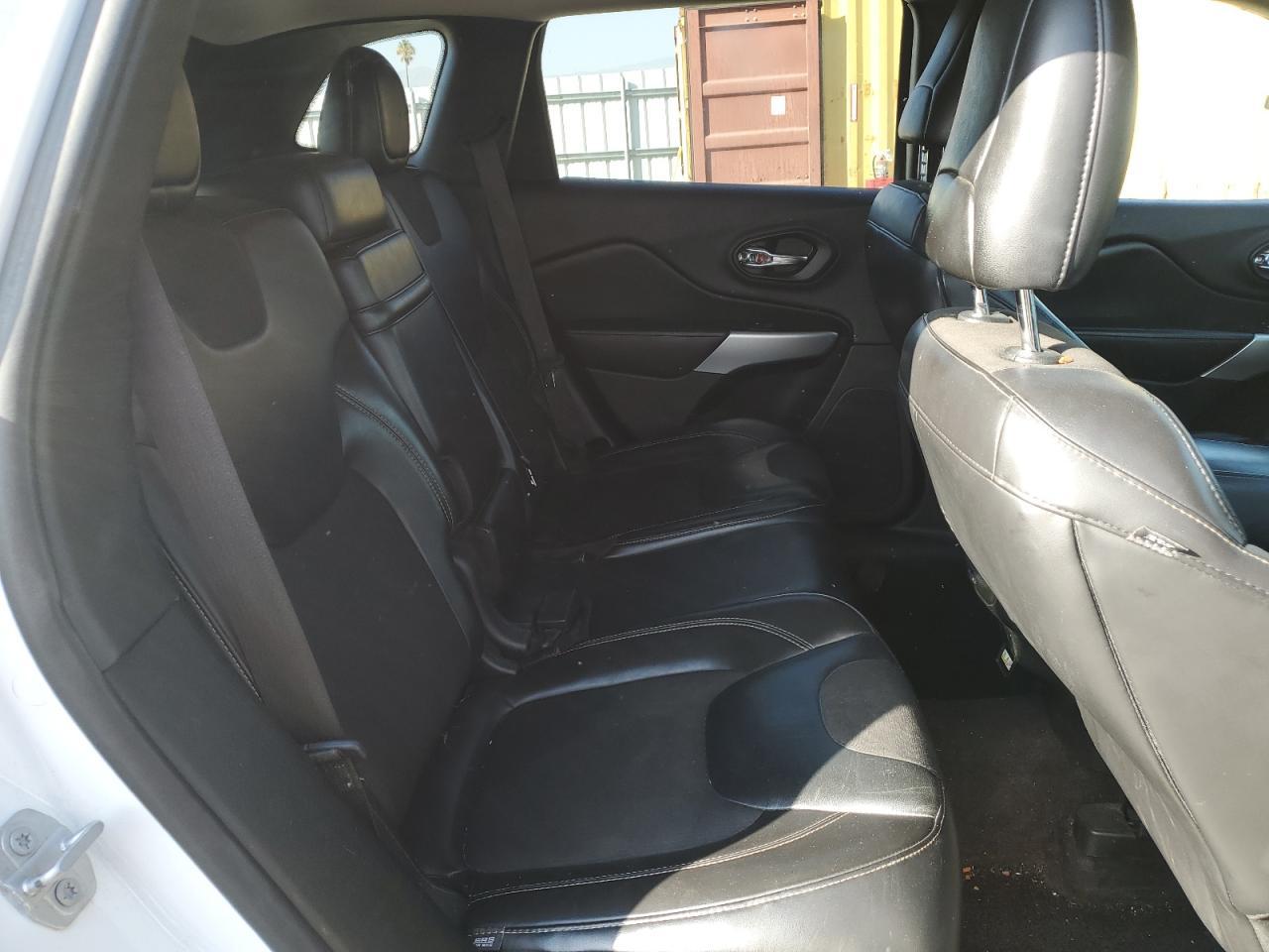 2018 JEEP CHEROKEE