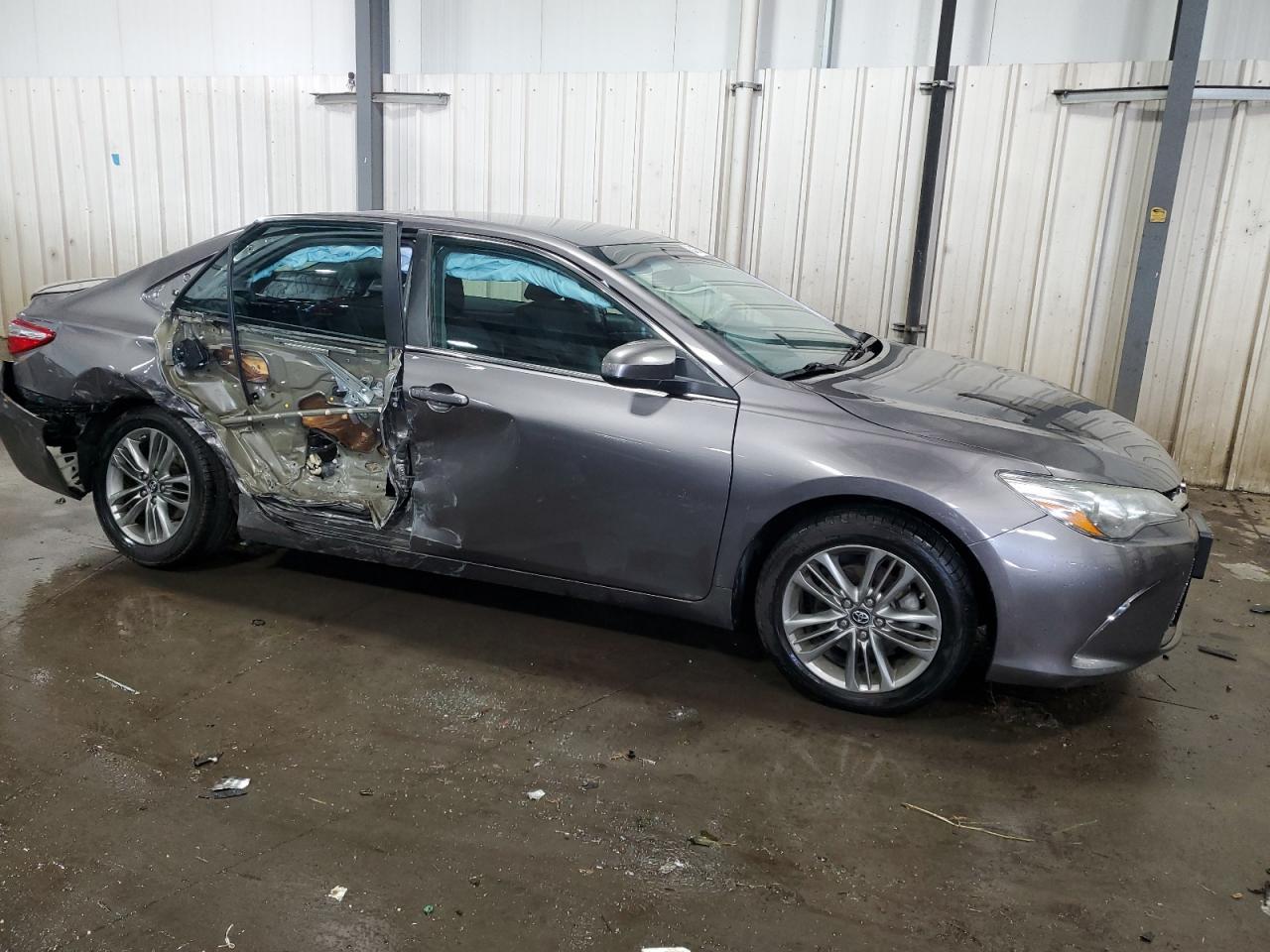 2017 TOYOTA CAMRY