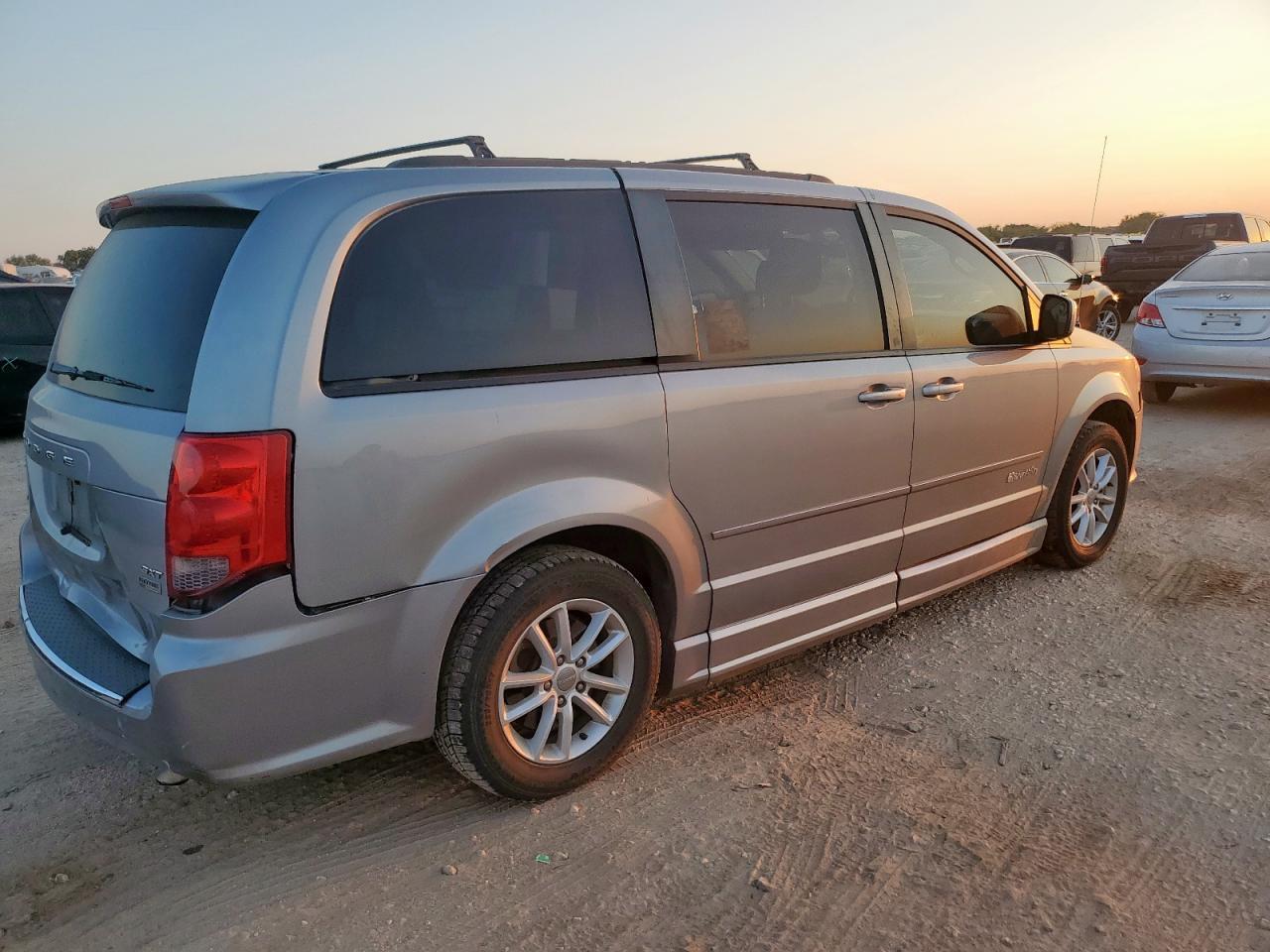 2014 DODGE GRAND CARAVAN