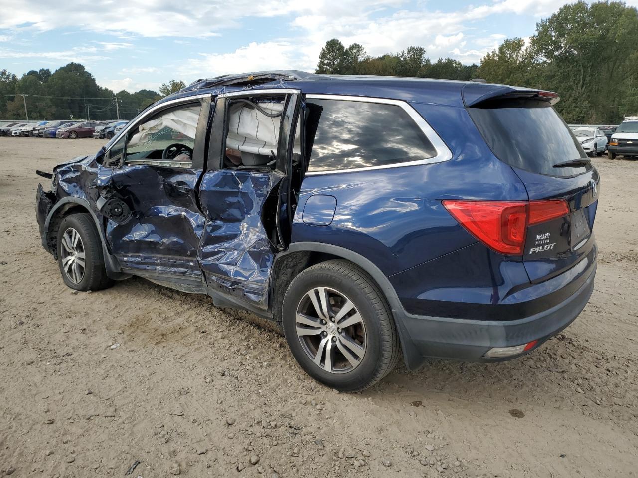 2017 HONDA PILOT