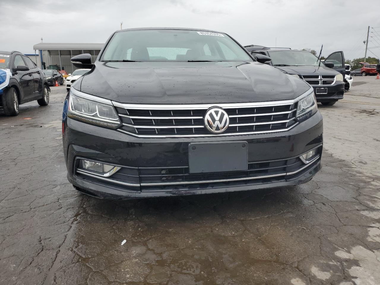 2016 VOLKSWAGEN Passat