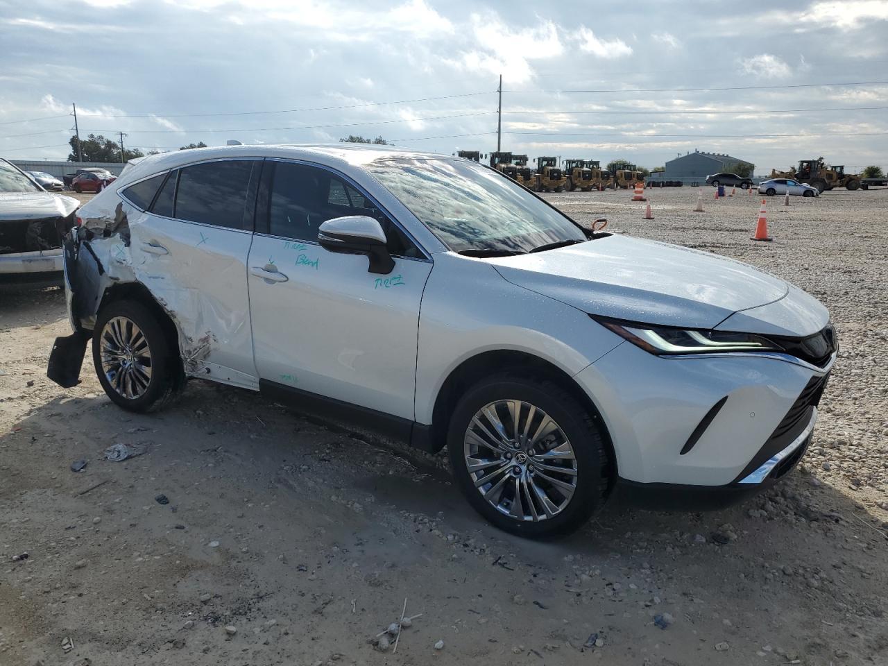 2024 TOYOTA VENZA
