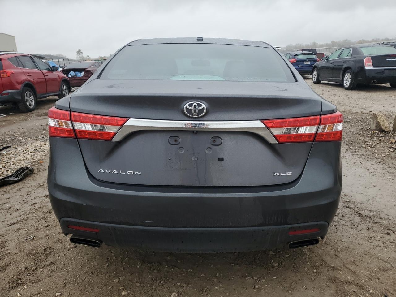 2013 TOYOTA Avalon