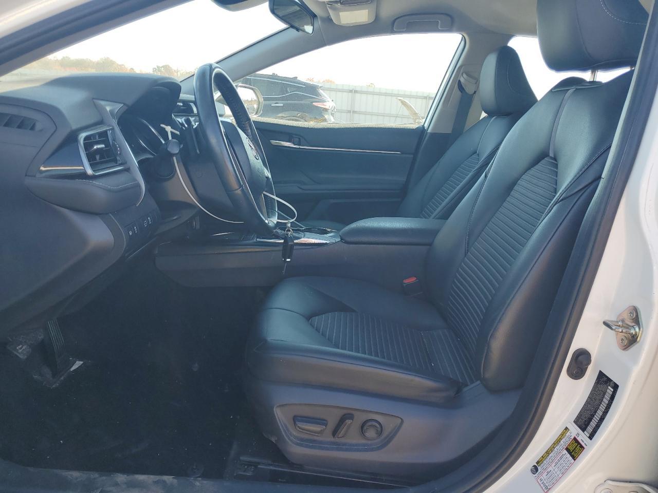 2019 TOYOTA CAMRY