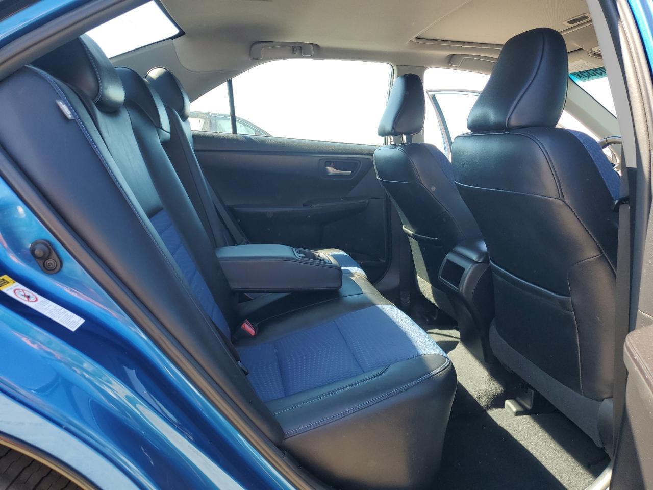 2016 TOYOTA CAMRY