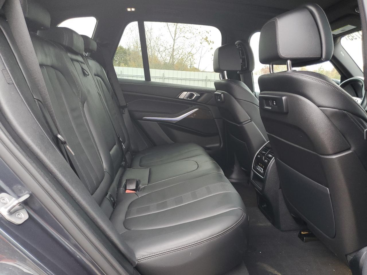 2022 BMW X5