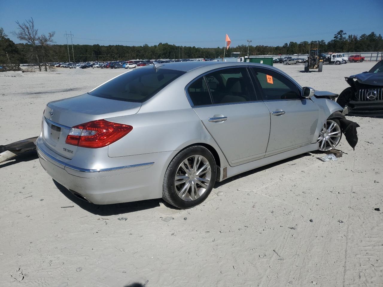 2012 HYUNDAI GENESIS