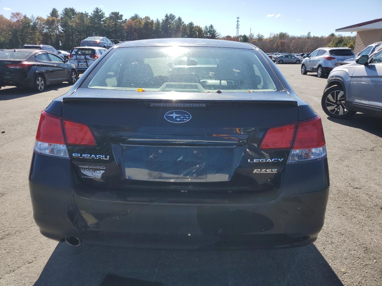 2010 SUBARU Legacy