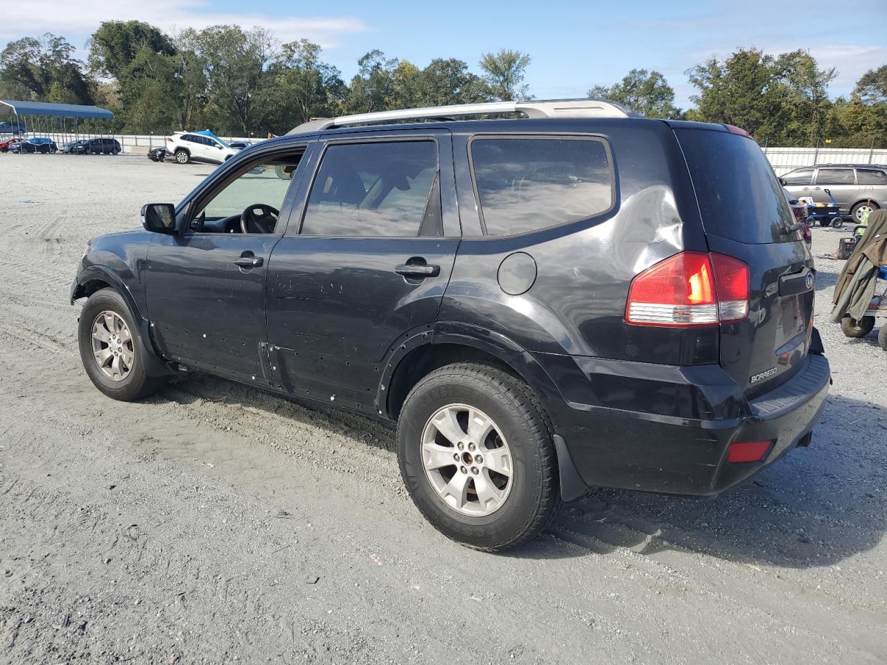 2009 KIA Borrego