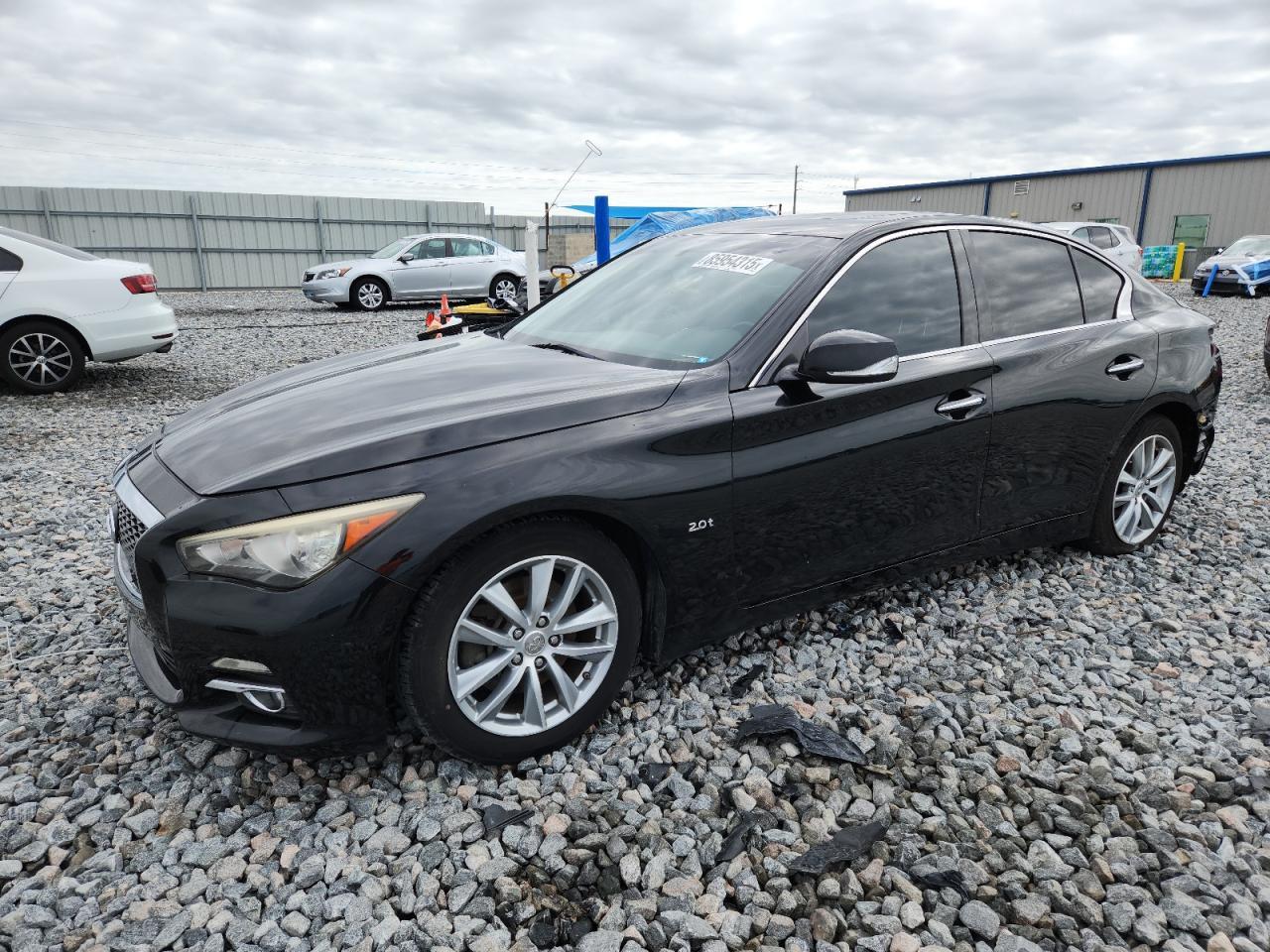 2016 INFINITI Q50